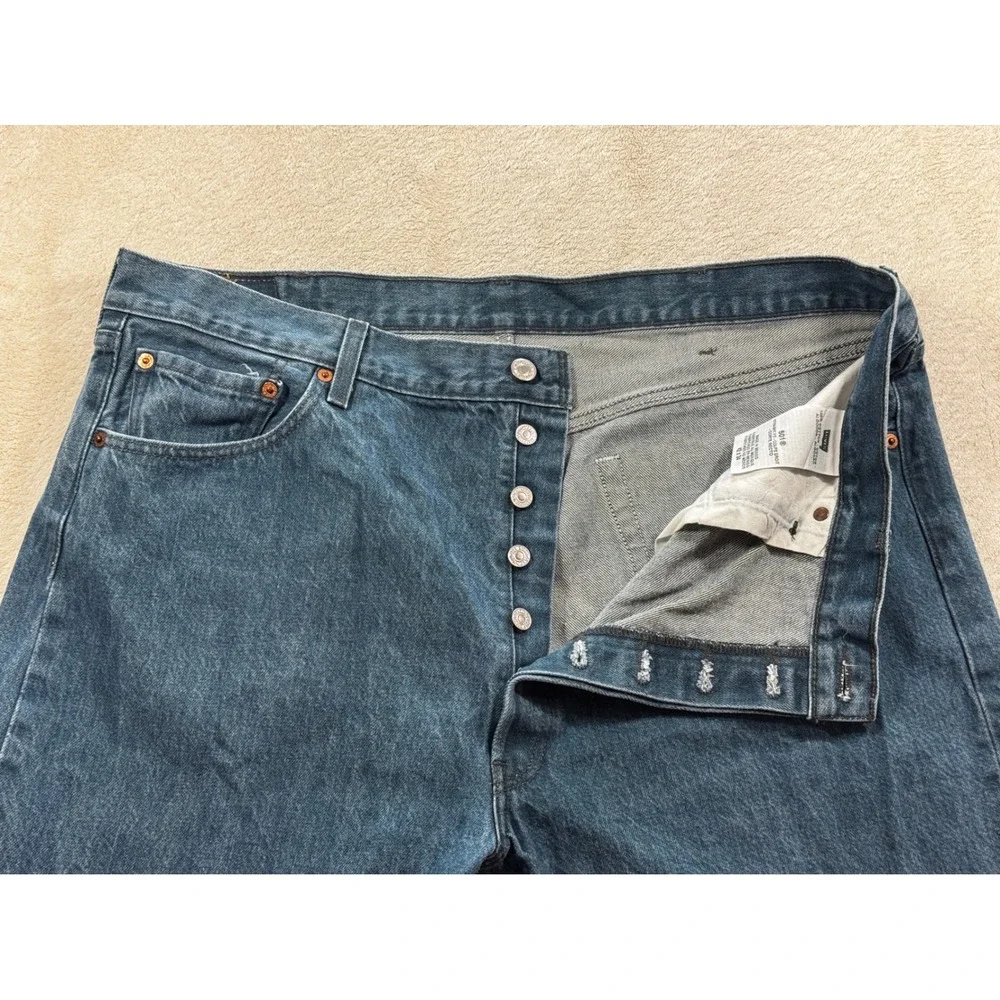 Levi's Mens 501 Straight Fit Button Fly Blue Jeans 42x34 Meas: 40x31.5